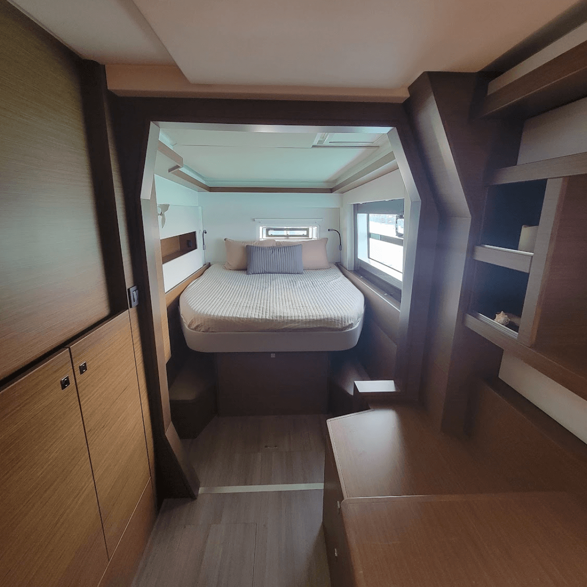 MadCurlSailingCharters_TheBoat-3